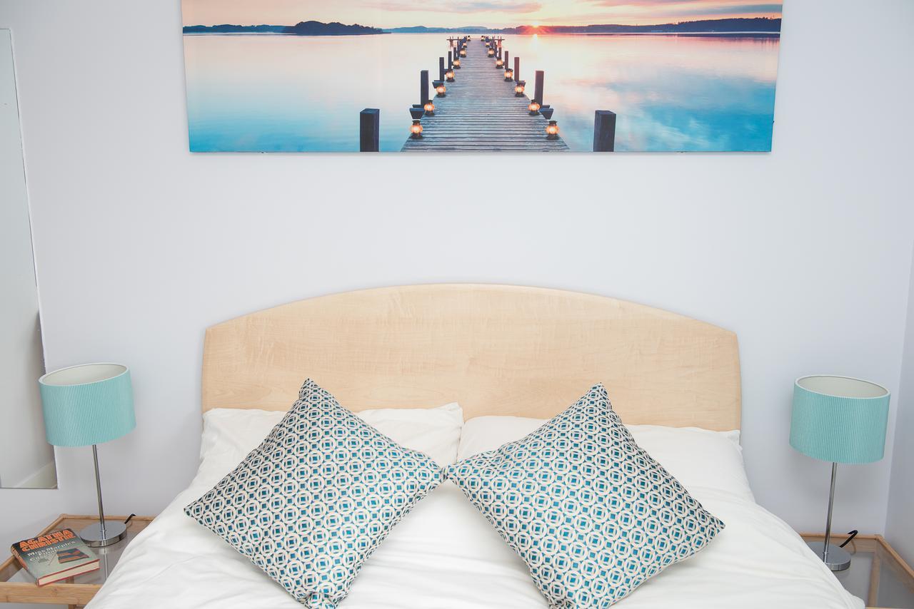 Pinehill Rooms เรดดิ้ง ภายนอก รูปภาพ